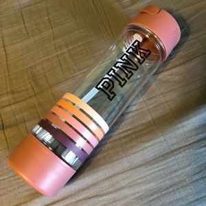 PINK Victoria's Secret Accessories - Brand new Victoria secret pink water Bottle! PINK Victoria's Secret Accessories - Brand new Victoria secret pink water Bottle!
